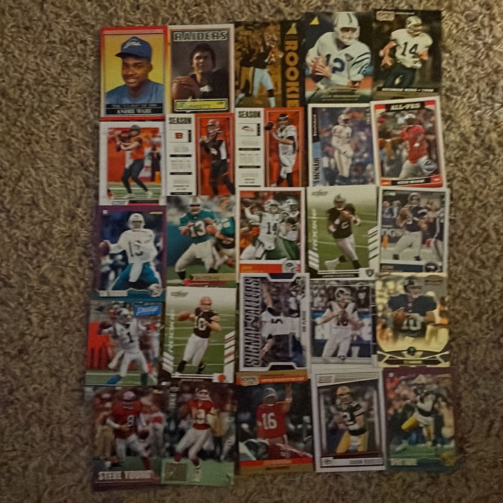 Football Cards-QB Club(50cards) - Picture 2 of 2